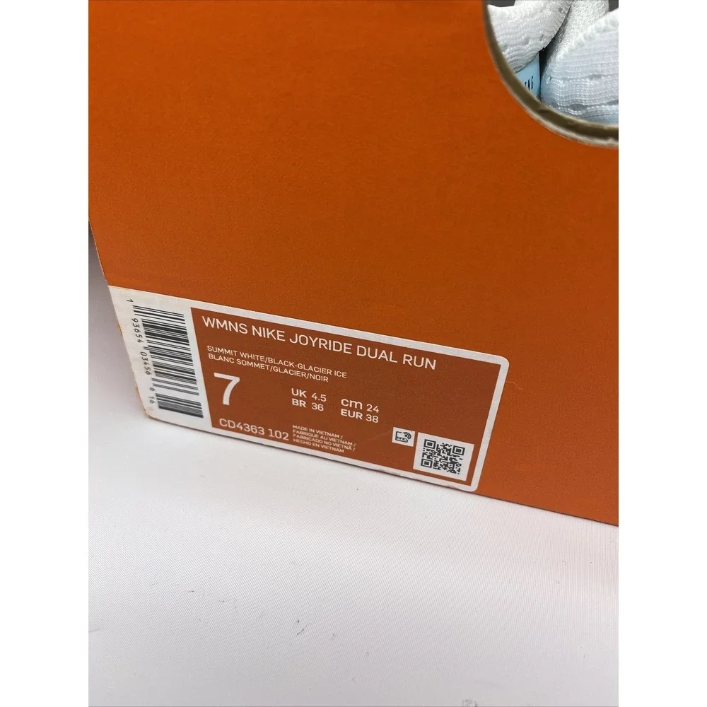 Nike Joyride Dual Run Women Sz 7 Running Shoes CD4363-102 Summit White/Sapphire
